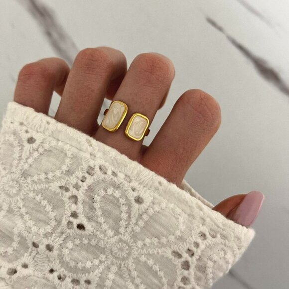 American Vintage Jewelry - Sku0391 Retro Gold White Women Casual Fashion Ring Stainless steel + gift bag